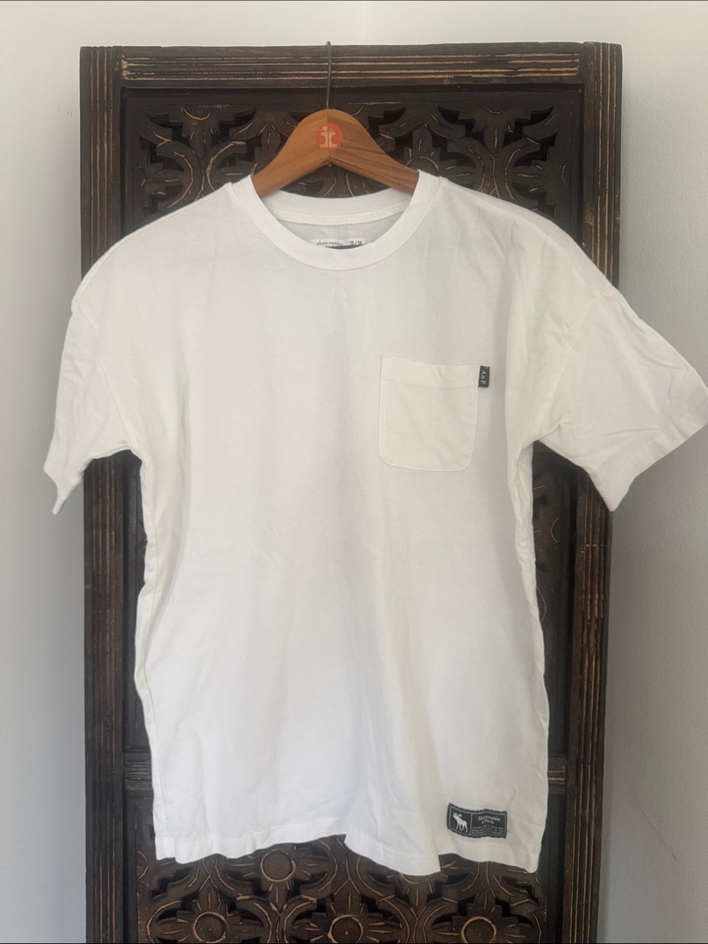 Abercrombie & Fitch White Pocket Short Sleeve Tee